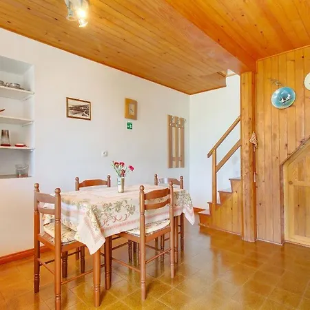 House Meri Holiday home Miholascica